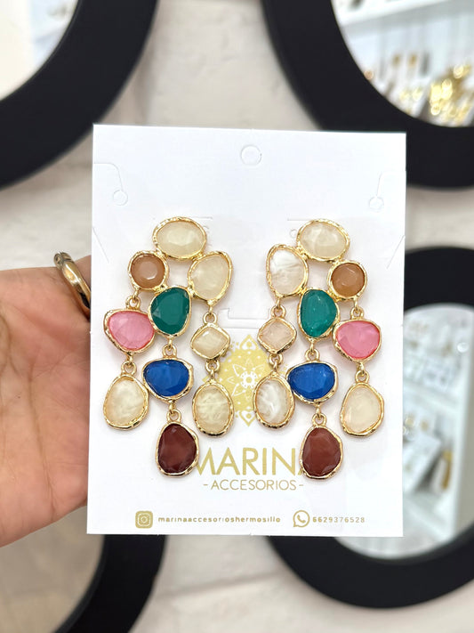 Aretes de pedrería multicolor