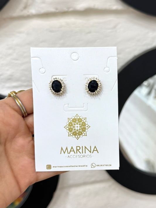 Aretes de pedrería negros