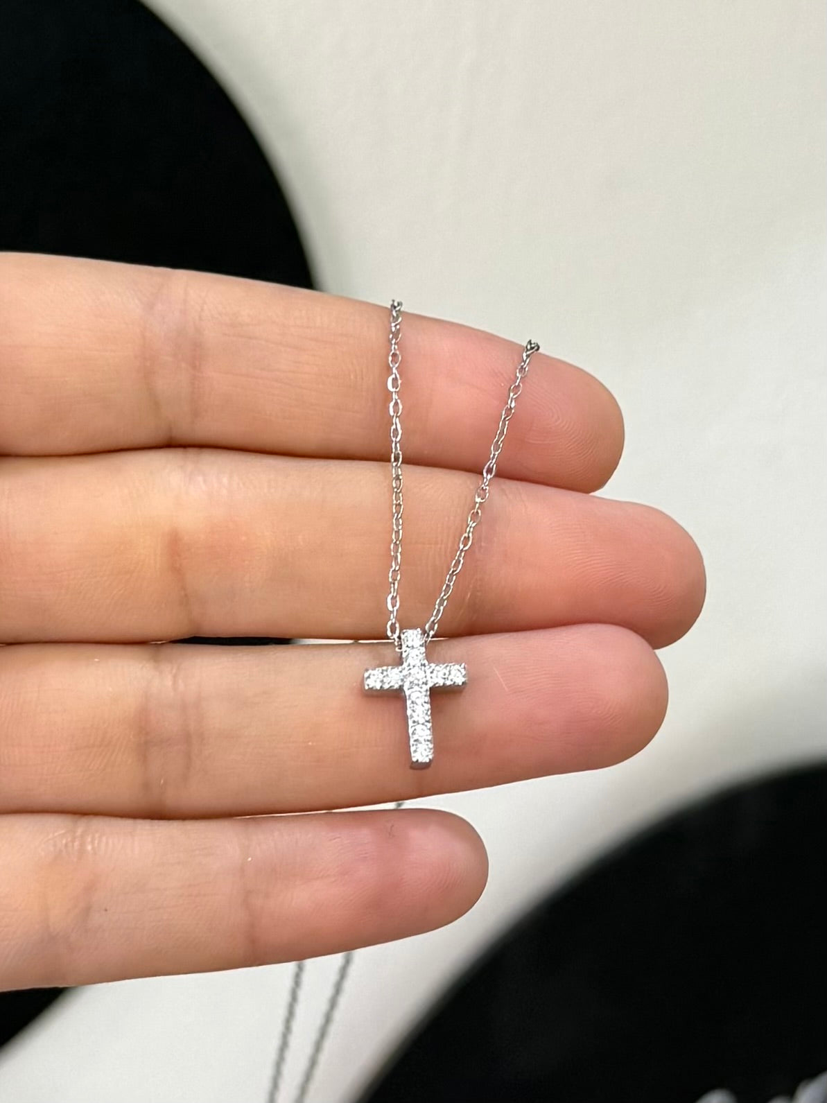 Collar cruz