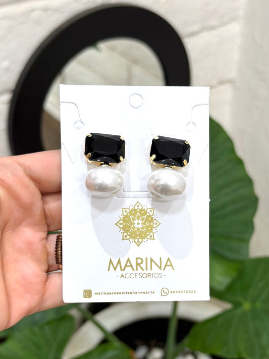 Aretes de pedrería negros