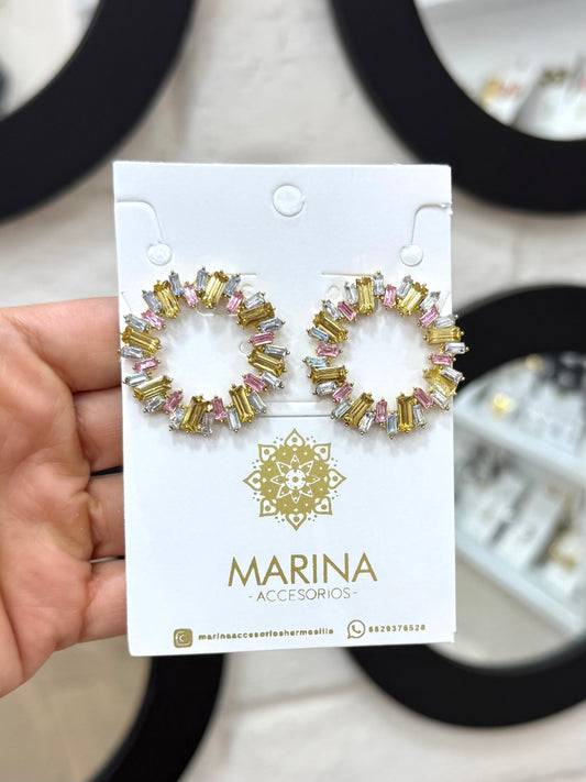 Arete de pedrería rosa