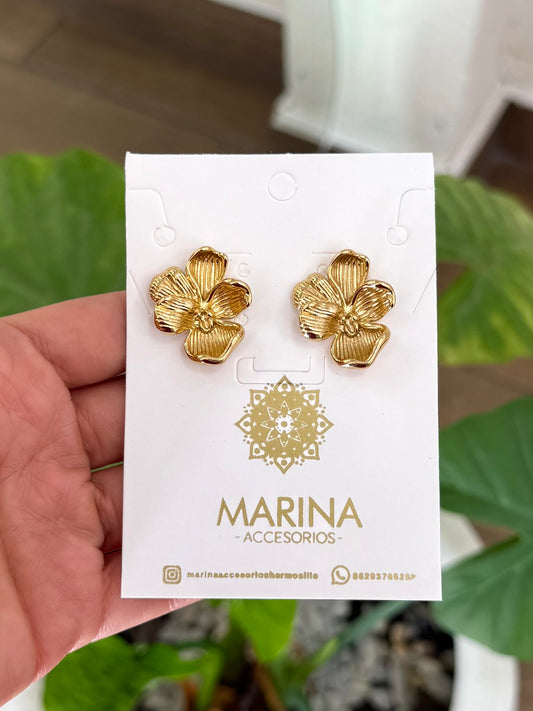Arete casual flor