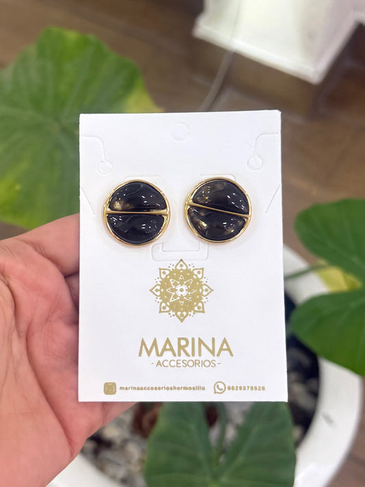 Arete casual negro