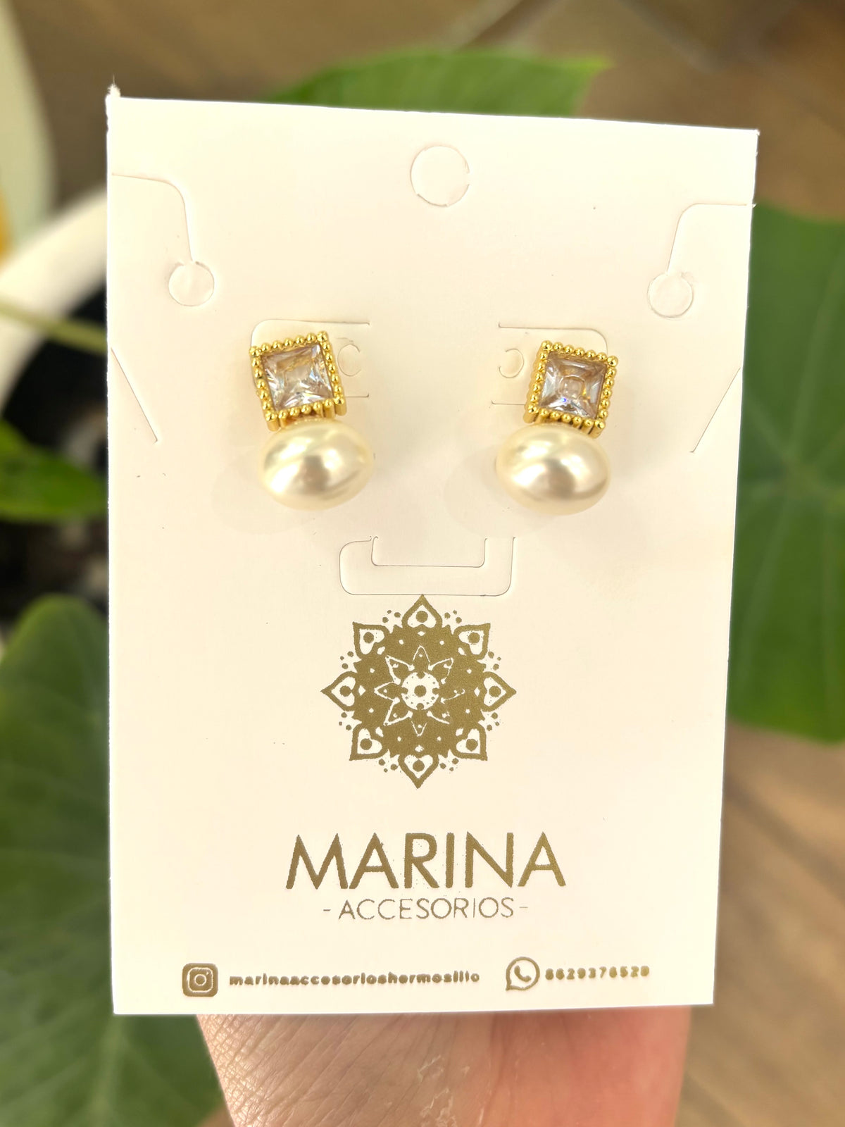 Arete casual perla