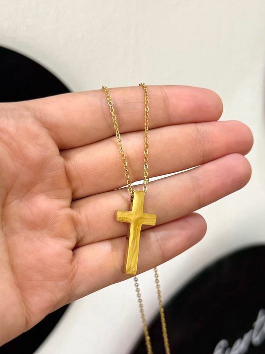 Collar cru