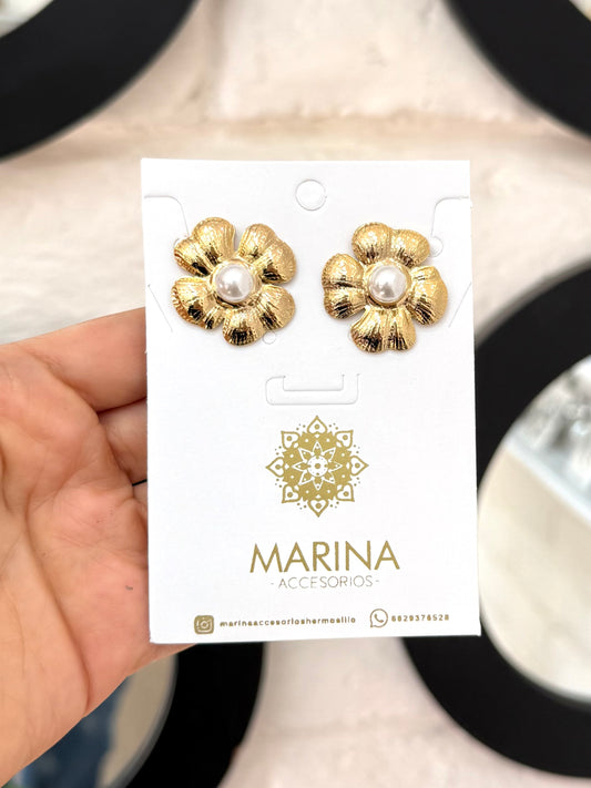 Arete casual flor