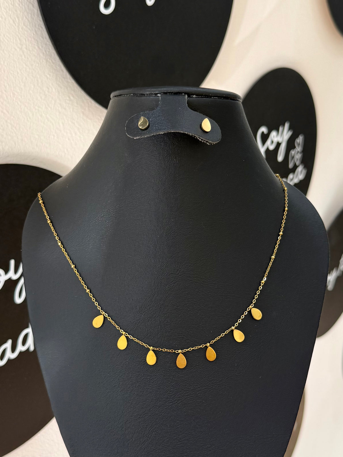 Collar gota