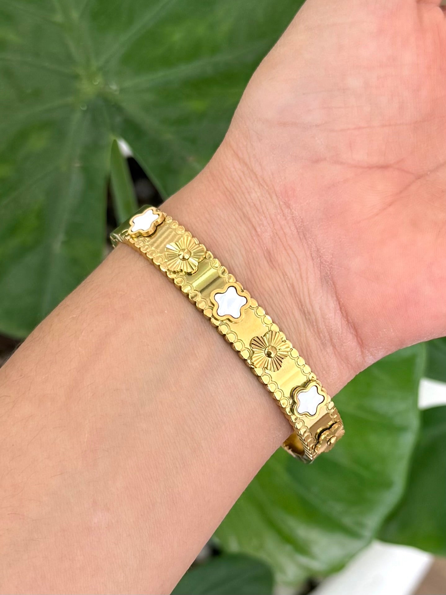 Pulsera flores