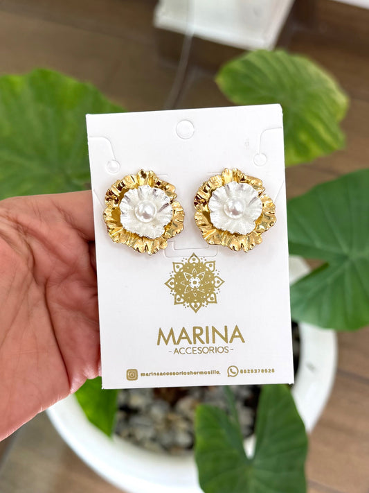 Arete casual flor