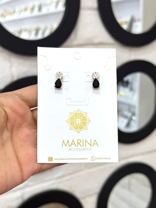 Aretes de pedrería negros