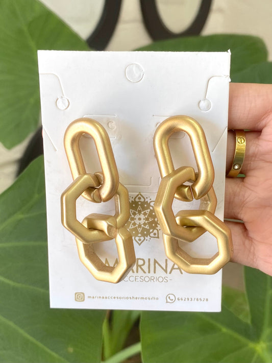 Arete casual dorado