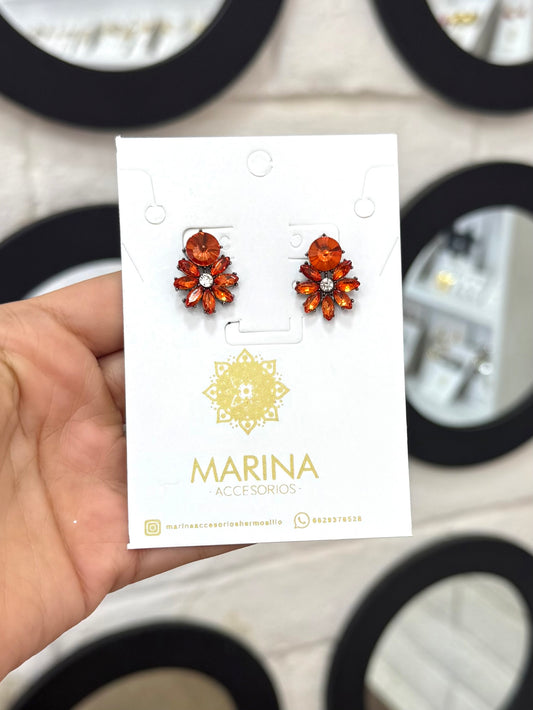 Aretes de pedrería multicolor