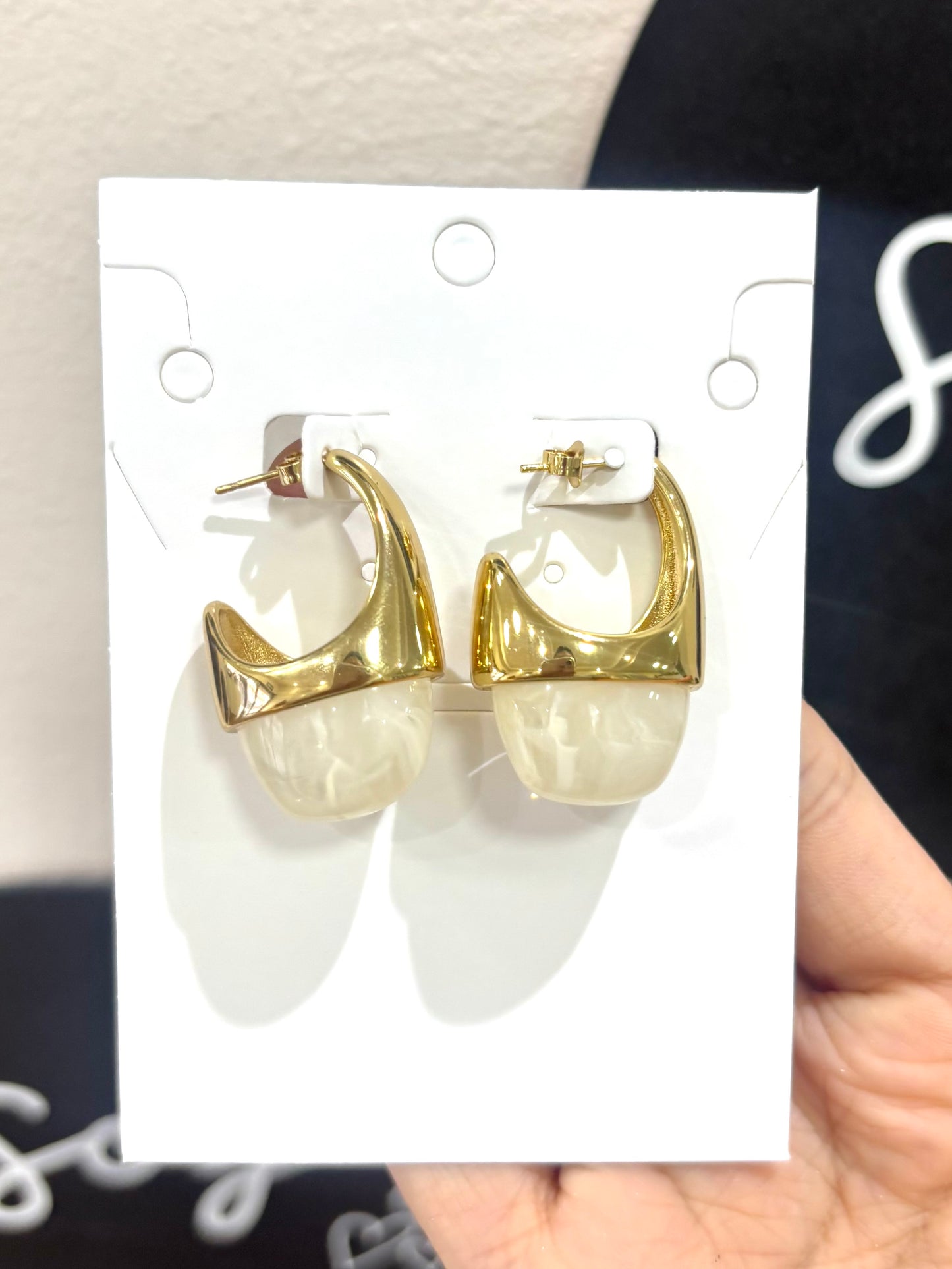 Arete casual piedra