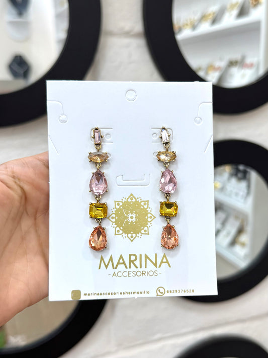 Arete de pedrería rosa