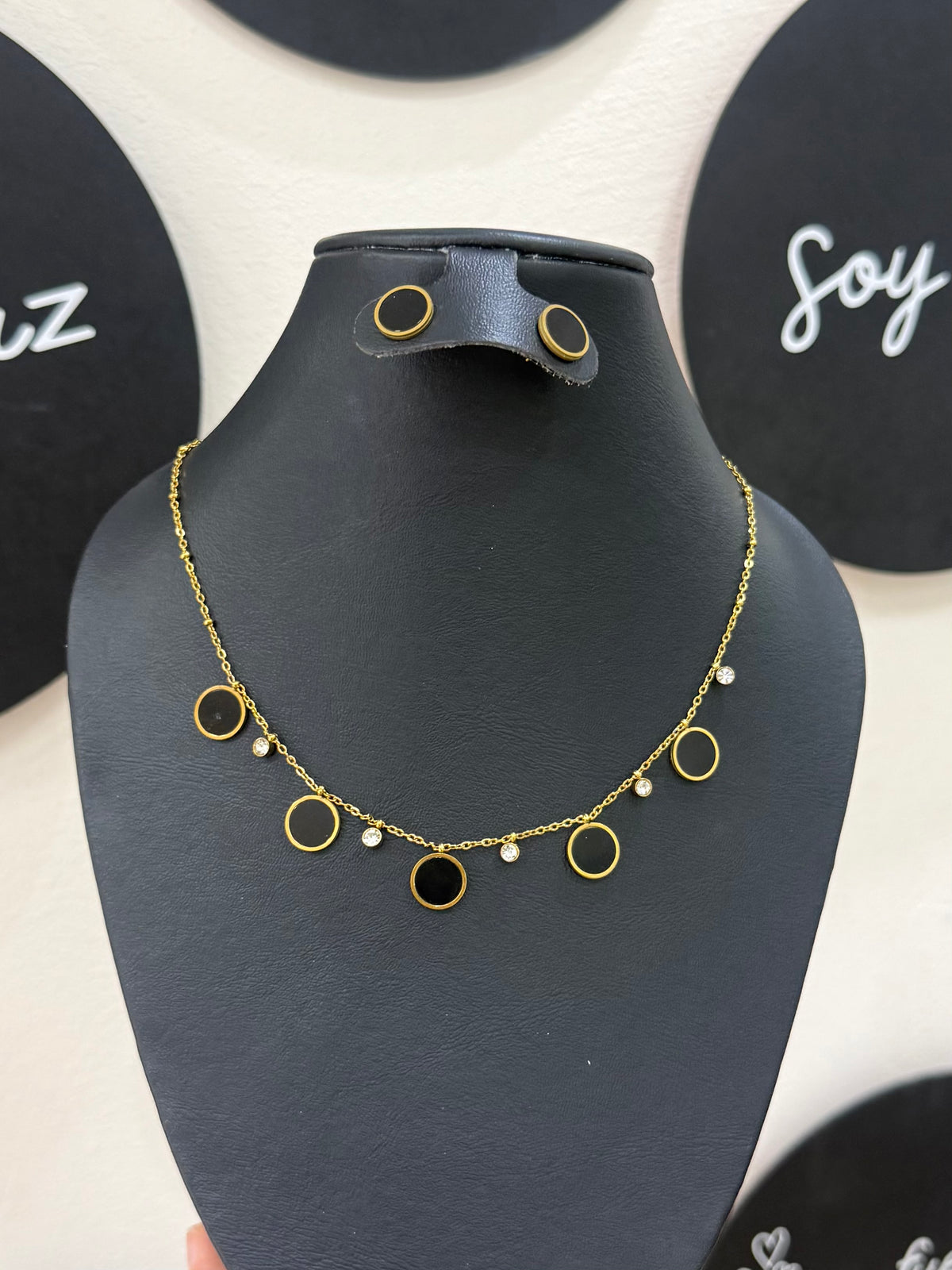 Collar círculos