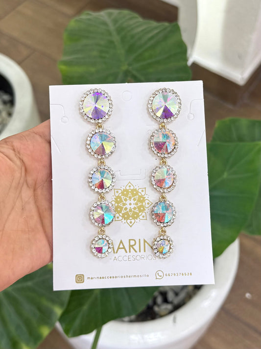 Aretes de pedrería tornasol