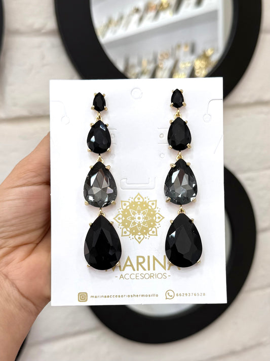 Aretes de pedrería negros