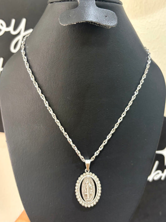Collar plata virgen