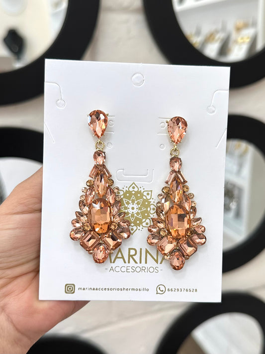 Colección: Arete de pedrería rosa