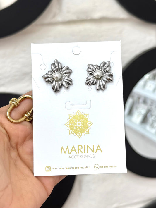 Arete casual flor