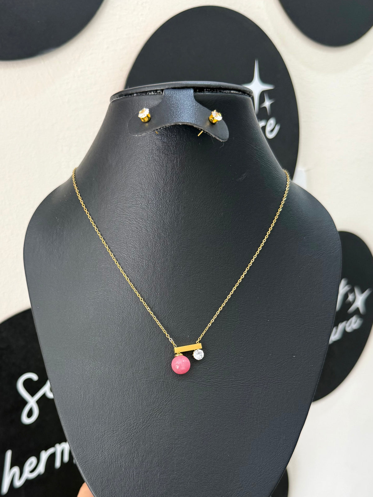 Collar círculo rosa