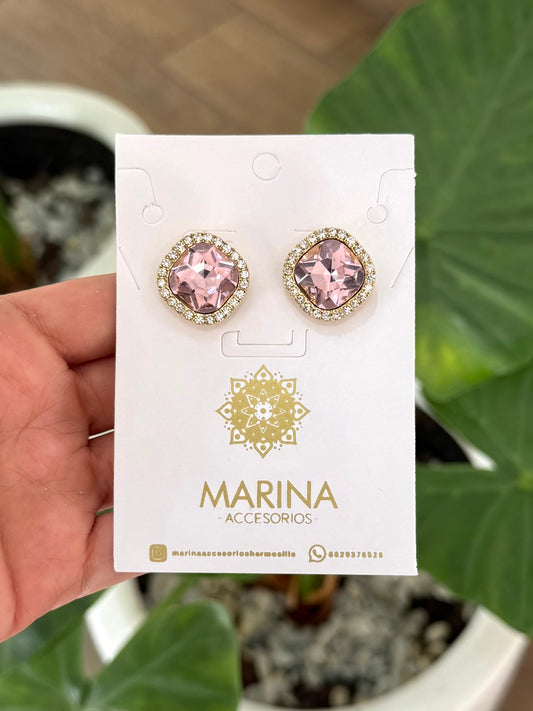 Arete de pedrería rosa