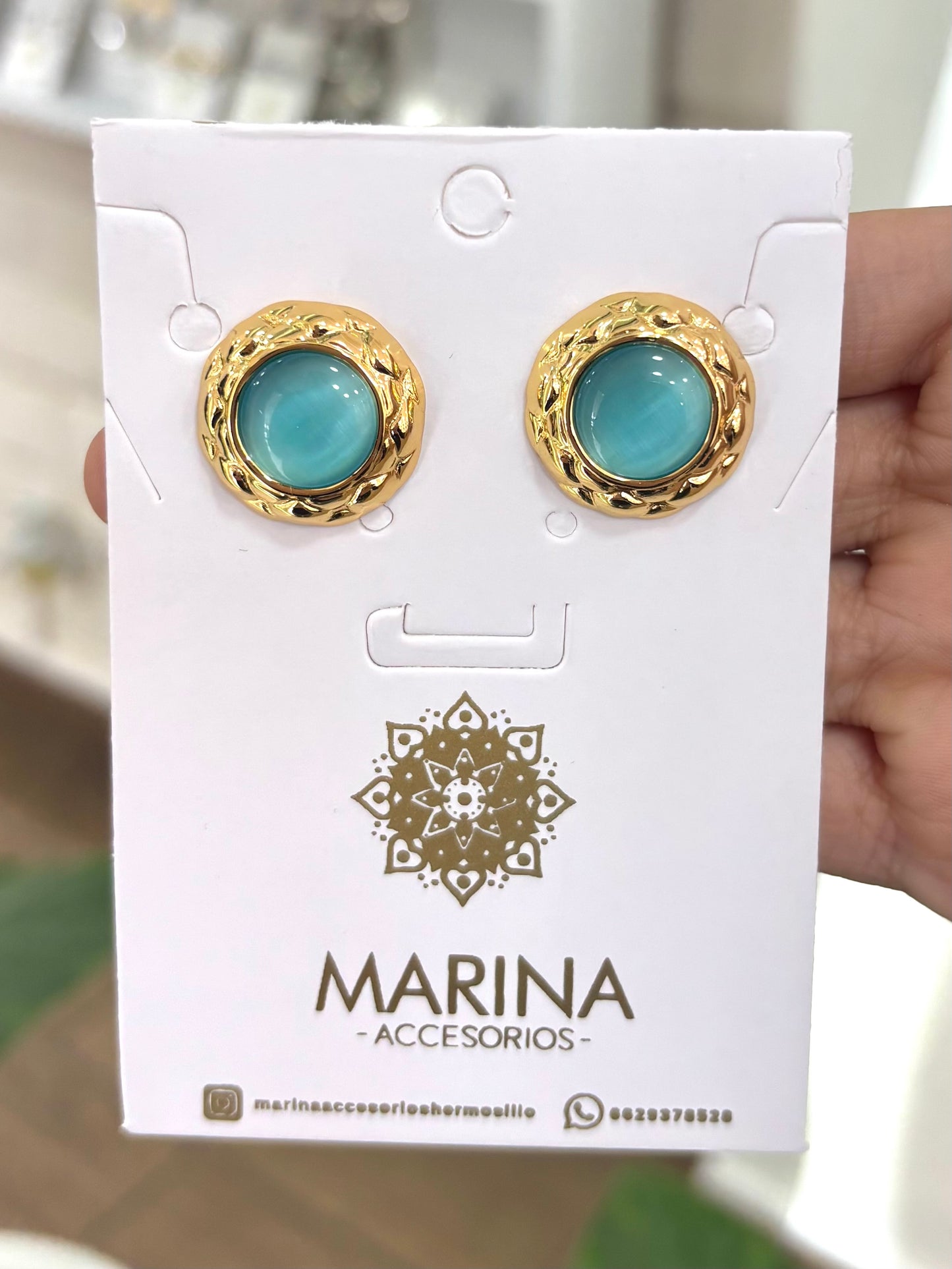 Arete casual azul