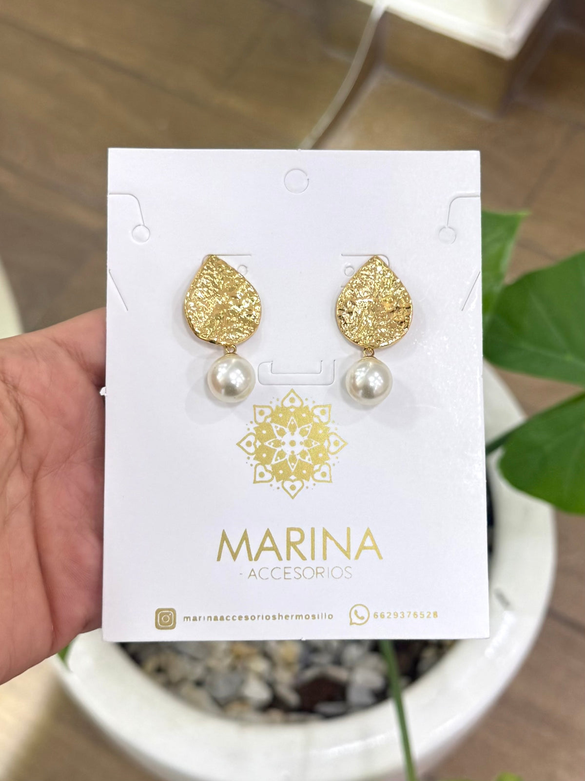Arete casual hoja