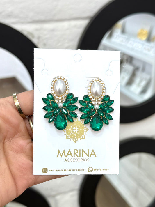 Aretes de pedrería verdes
